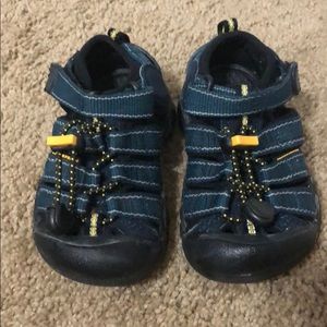 Little boys Keen sandals